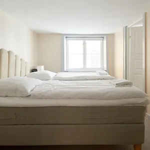 Balcony Apt - Center, 50m To The Metro Lejlighed