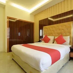 Hotel Oyo 273 Burj Nahar **